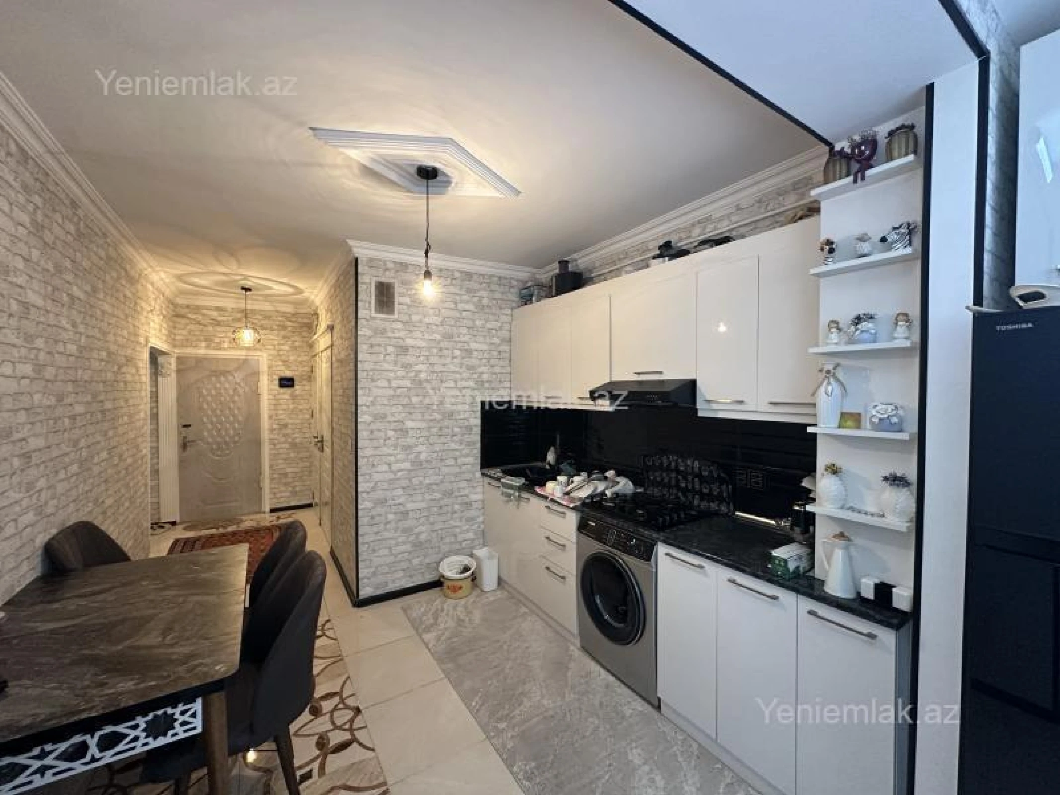Satılır 2 otaqlı köhnə tikili 60 m²