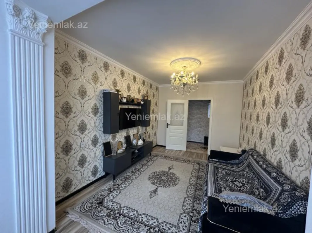 Satılır 2 otaqlı köhnə tikili 60 m²