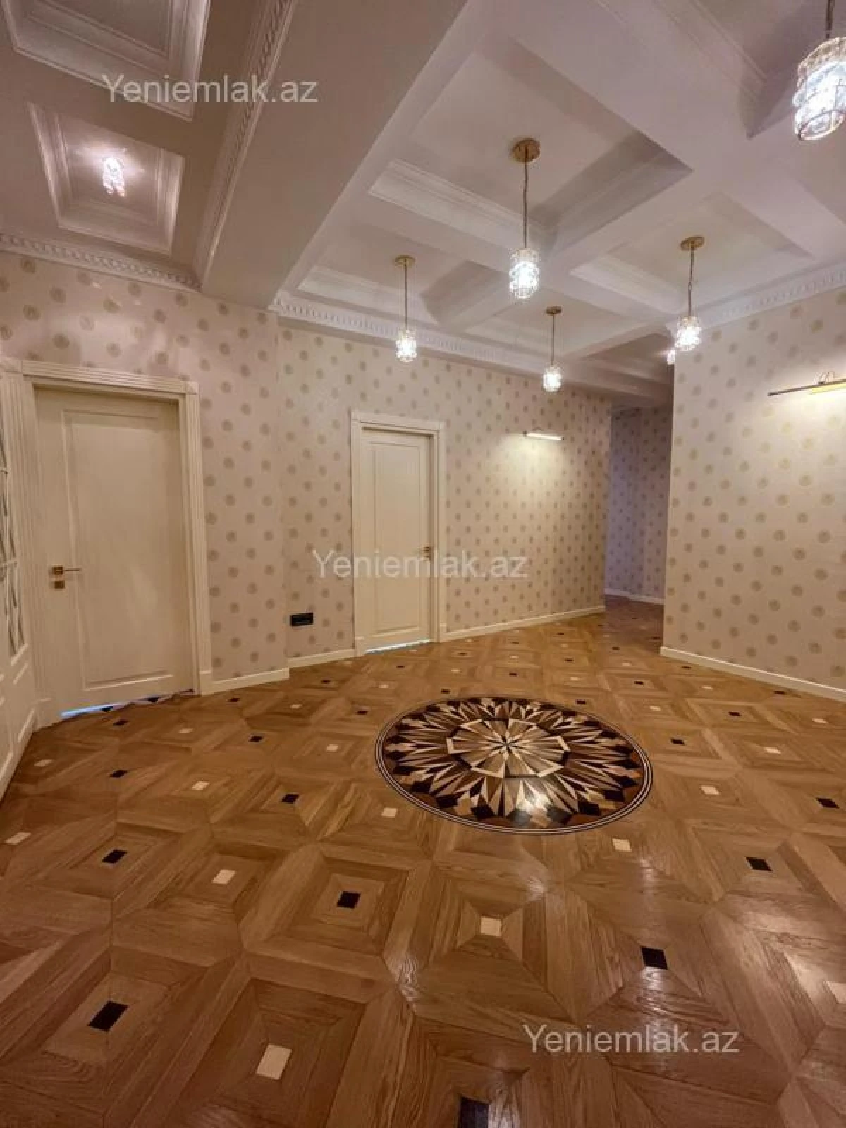 Satılır 3 otaqlı yeni tikili 150 m²