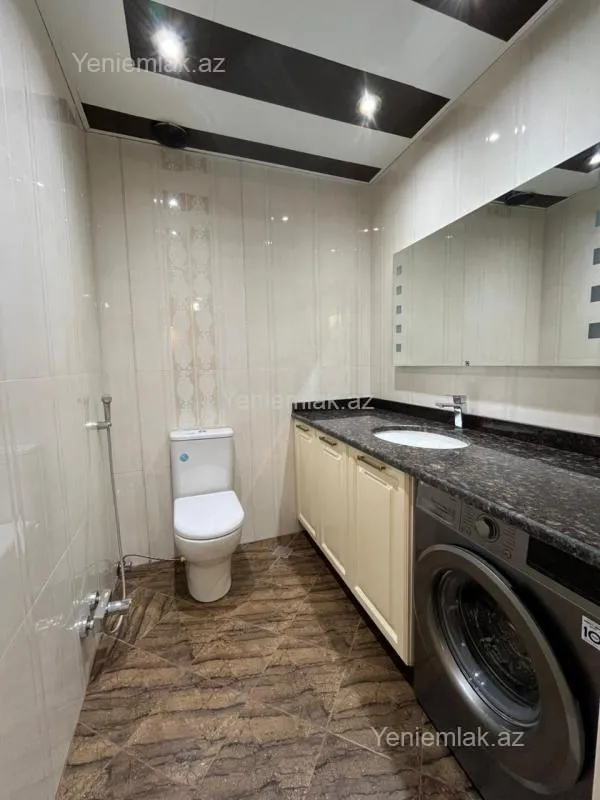 Satılır 3 otaqlı yeni tikili 150 m²