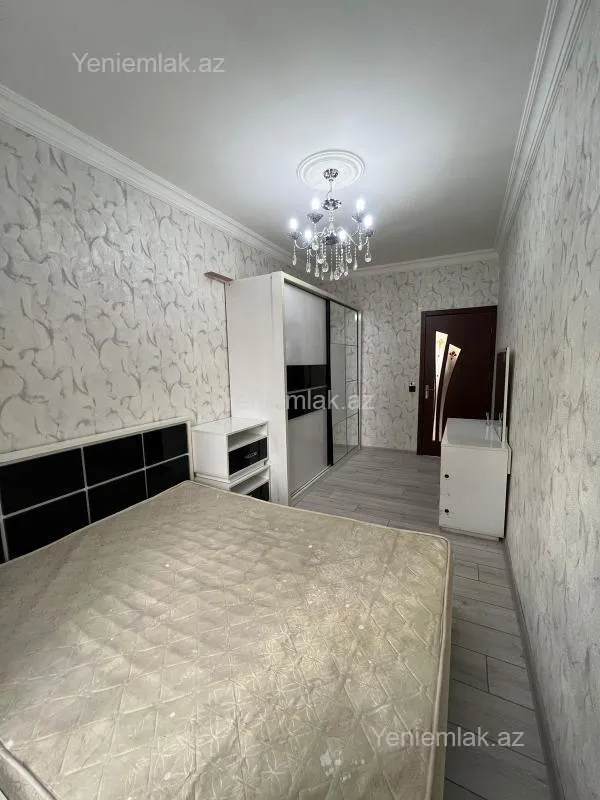 Satılır 2 otaqlı köhnə tikili 55 m²