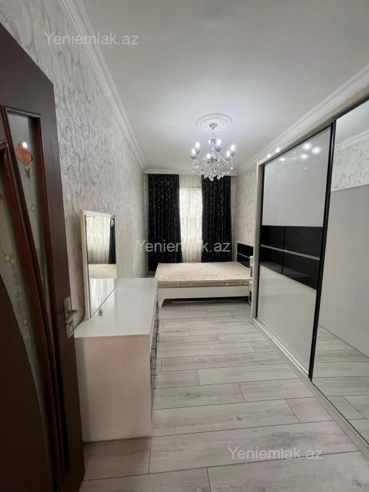 Satılır 2 otaqlı köhnə tikili 55 m²