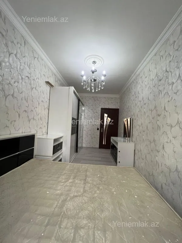 Satılır 2 otaqlı köhnə tikili 55 m²