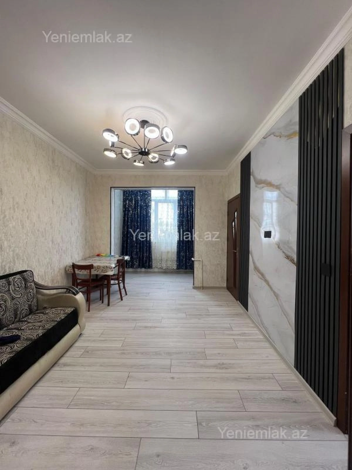 Satılır 2 otaqlı köhnə tikili 55 m²