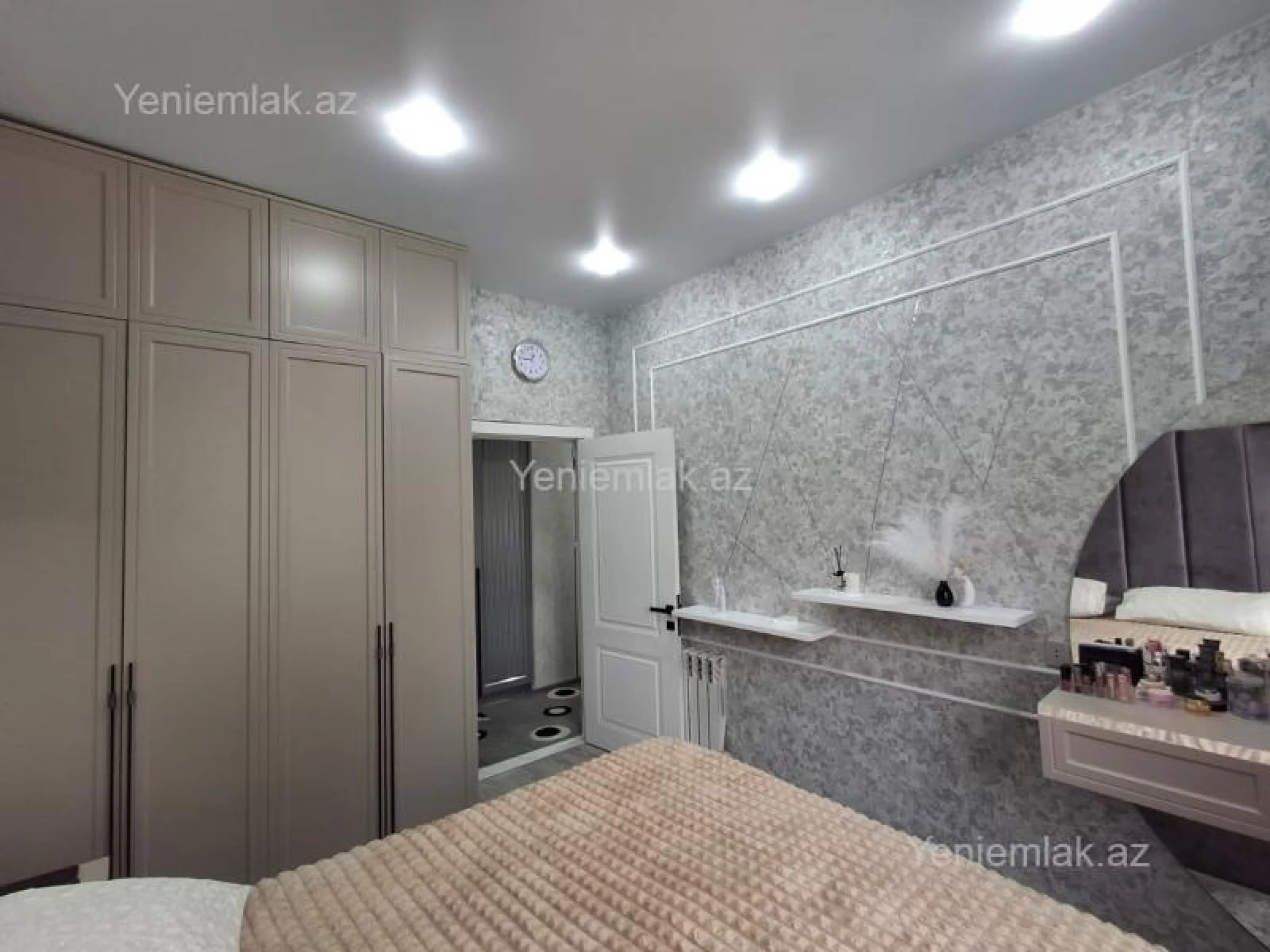 Satılır 3 otaqlı yeni tikili 67 m²