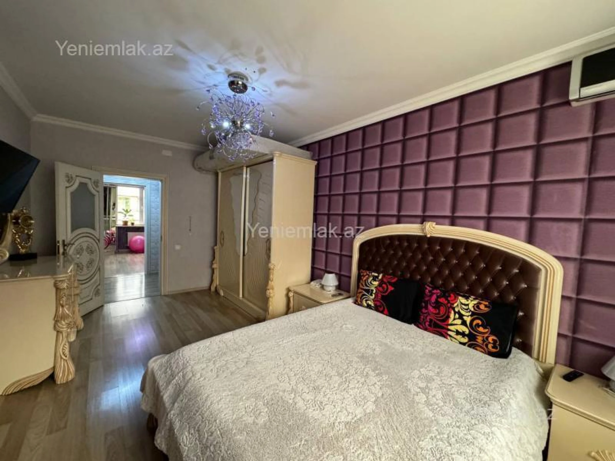 Satılır 5 otaqlı köhnə tikili 100 m²