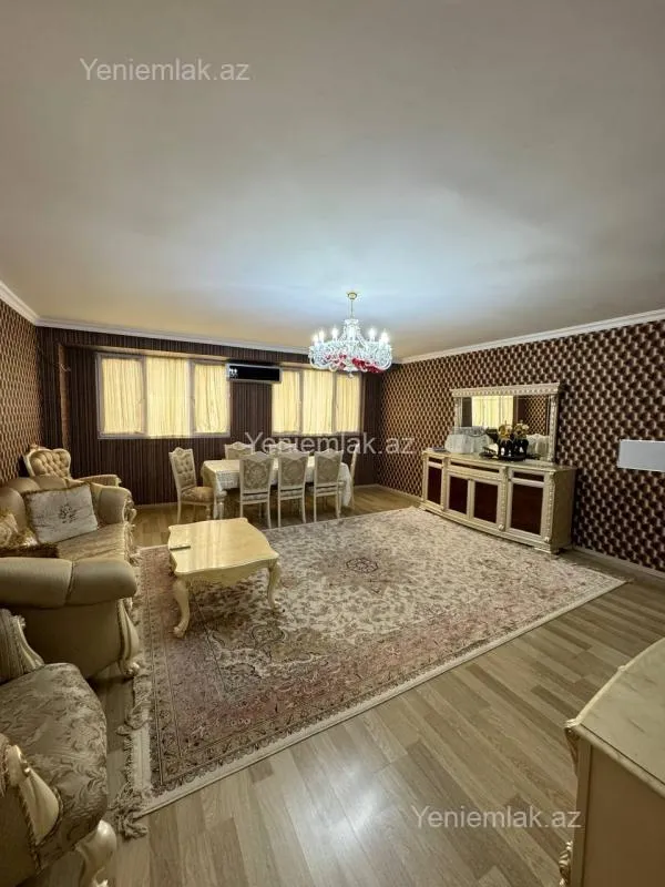 Satılır 5 otaqlı köhnə tikili 100 m²