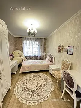 Satılır 5 otaqlı köhnə tikili 100 m²