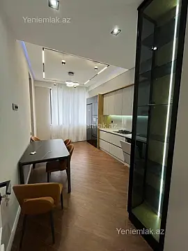 Satılır 3 otaqlı yeni tikili 137 m²