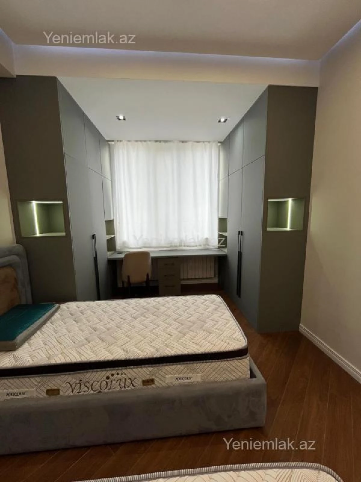 Satılır 3 otaqlı yeni tikili 137 m²