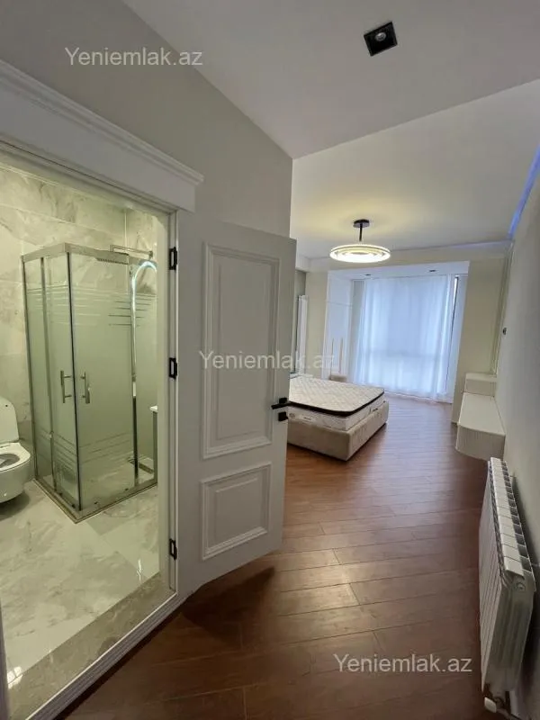 Satılır 3 otaqlı yeni tikili 137 m²