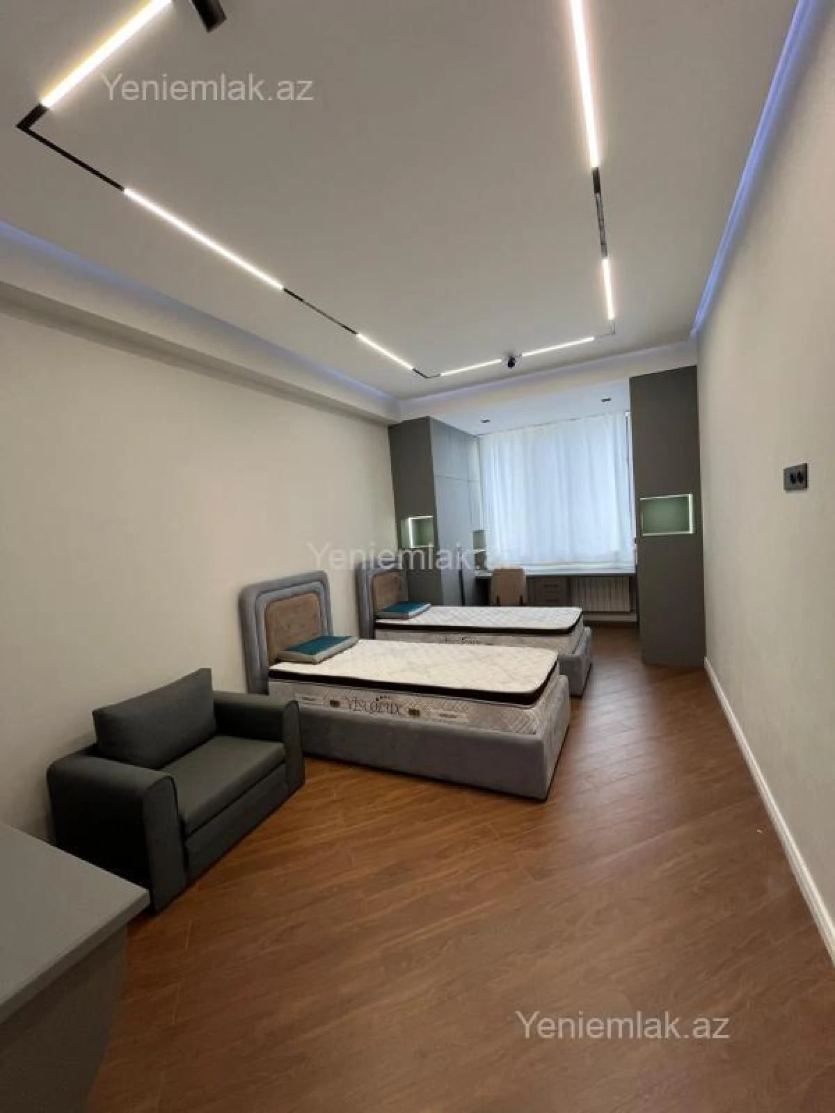 Satılır 3 otaqlı yeni tikili 137 m²