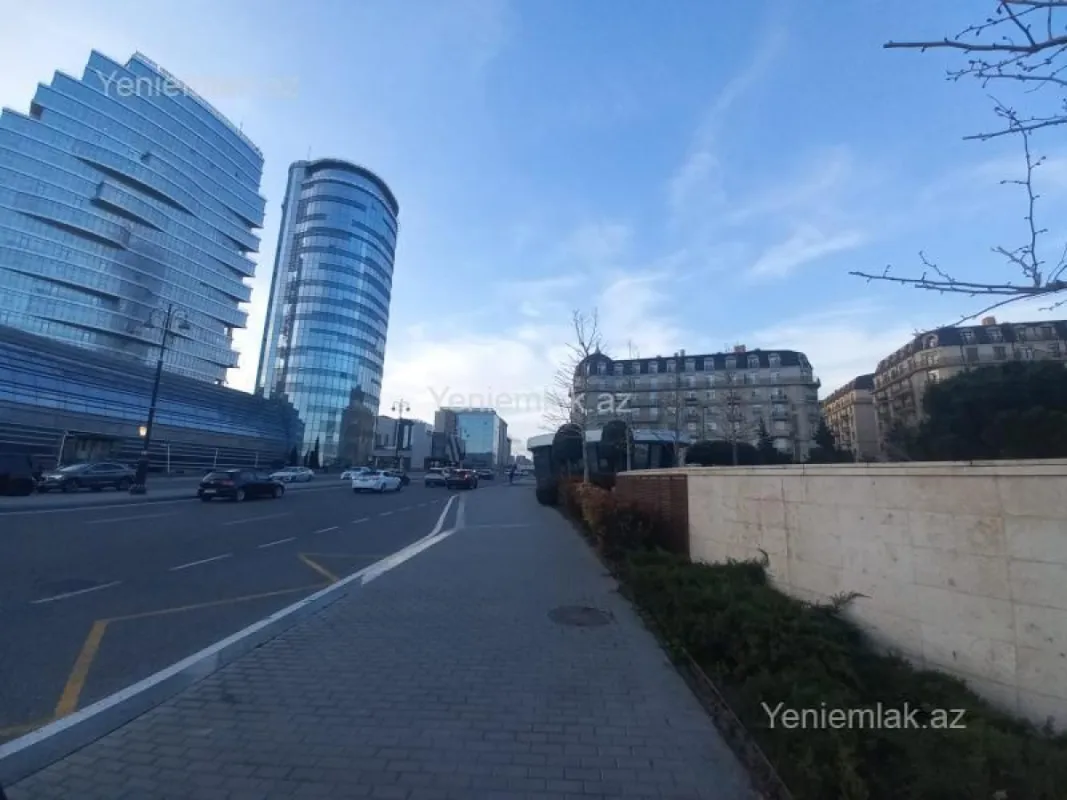 Satılır 3 otaqlı yeni tikili 110 m²