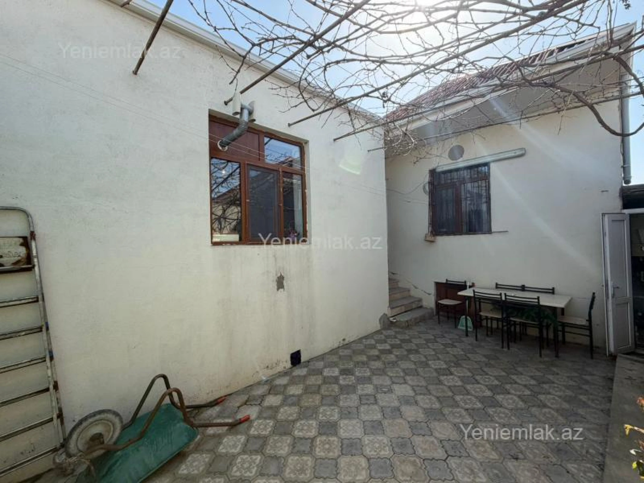 Satılır 3 otaqlı həyət evi 100 m²