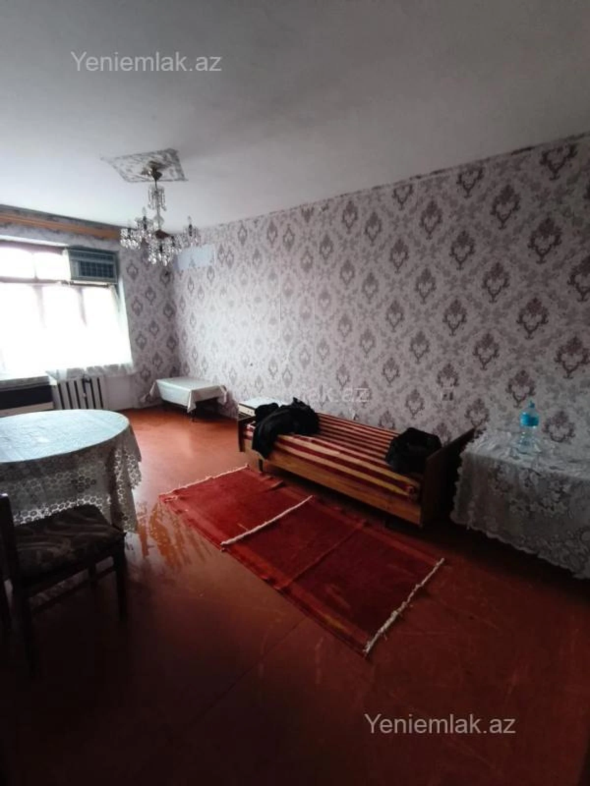 Satılır 2 otaqlı köhnə tikili 65 m²