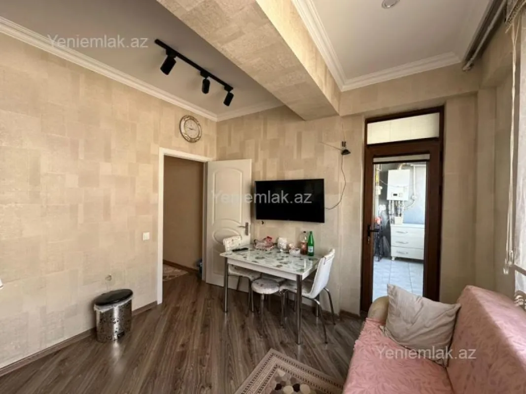 Satılır 3 otaqlı yeni tikili 90 m²