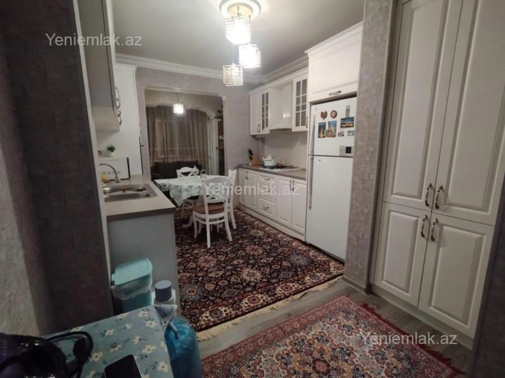 Satılır 4 otaqlı köhnə tikili 100 m²