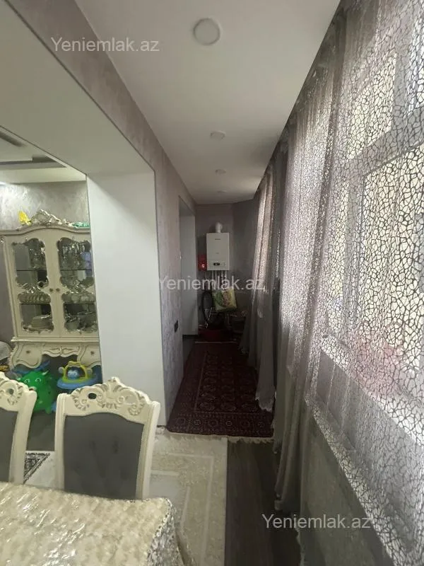 Satılır 2 otaqlı köhnə tikili 65 m²