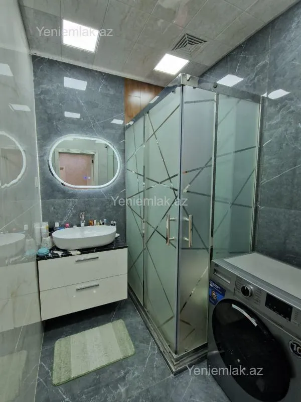 Satılır 2 otaqlı yeni tikili 90 m²