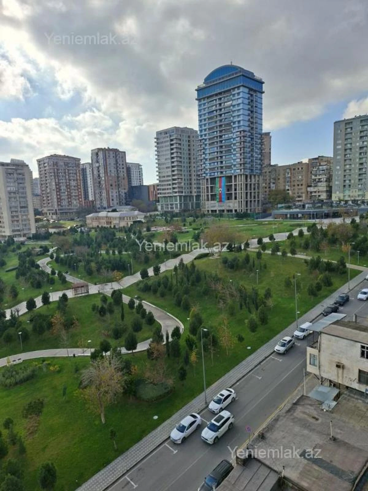 Satılır 3 otaqlı yeni tikili 150 m²