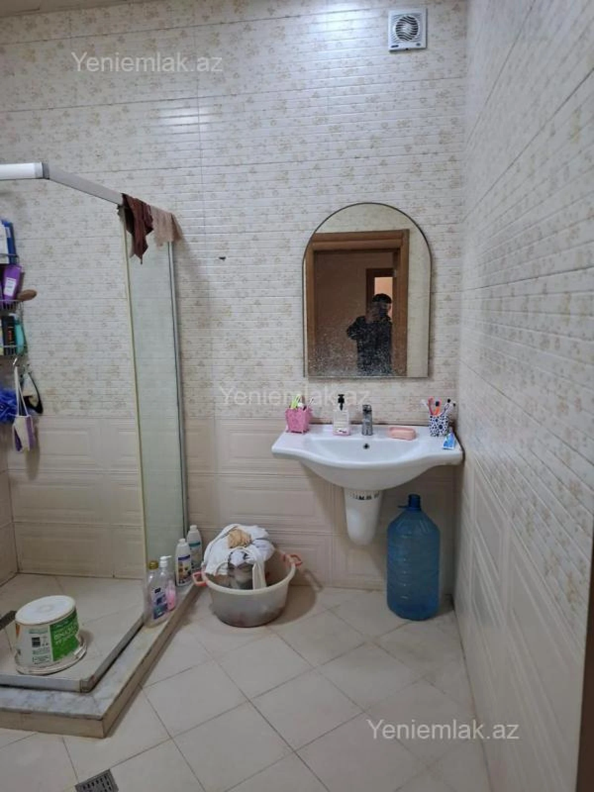 Satılır 3 otaqlı yeni tikili 150 m²