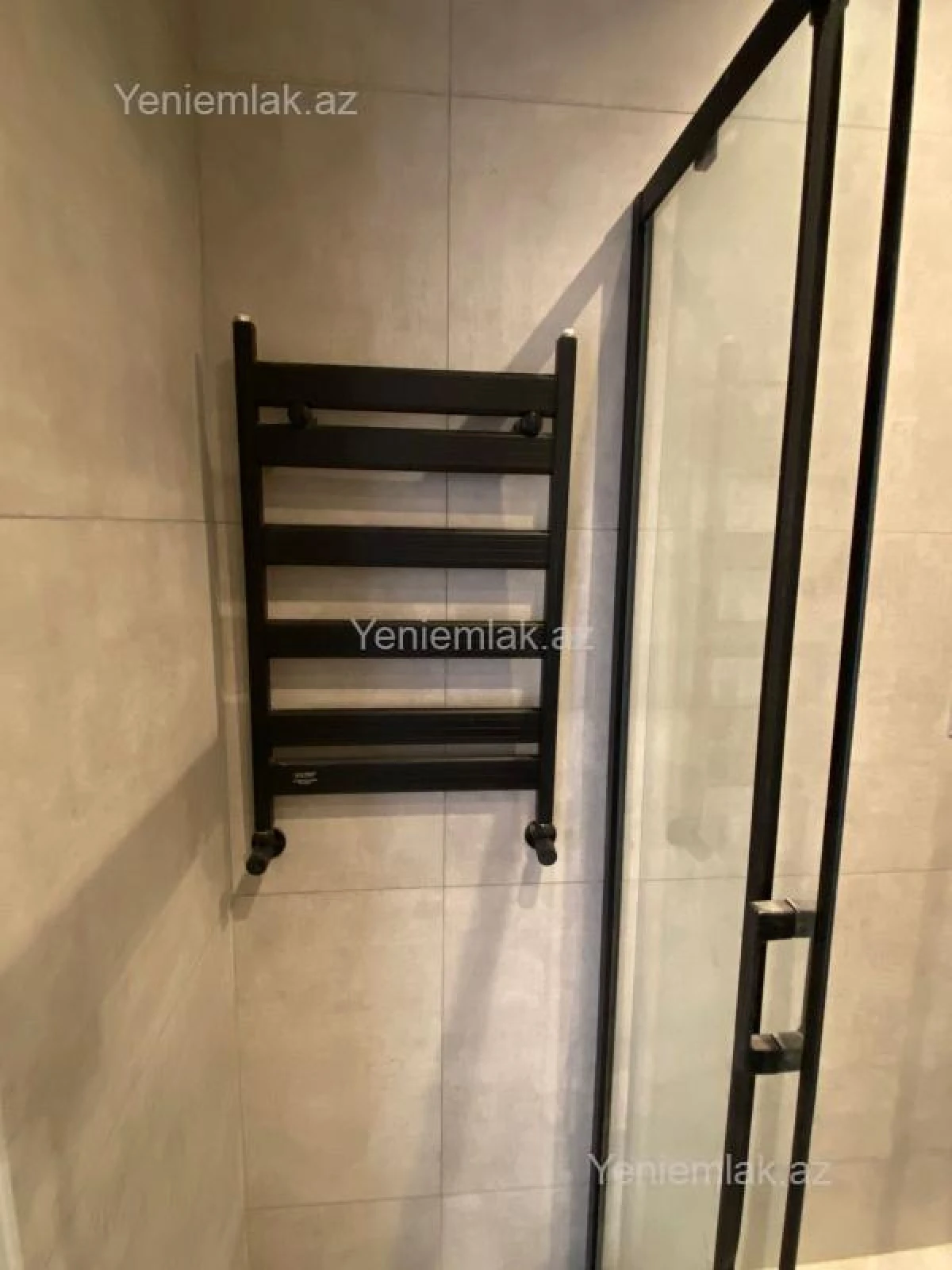 Satılır 3 otaqlı yeni tikili 100 m²