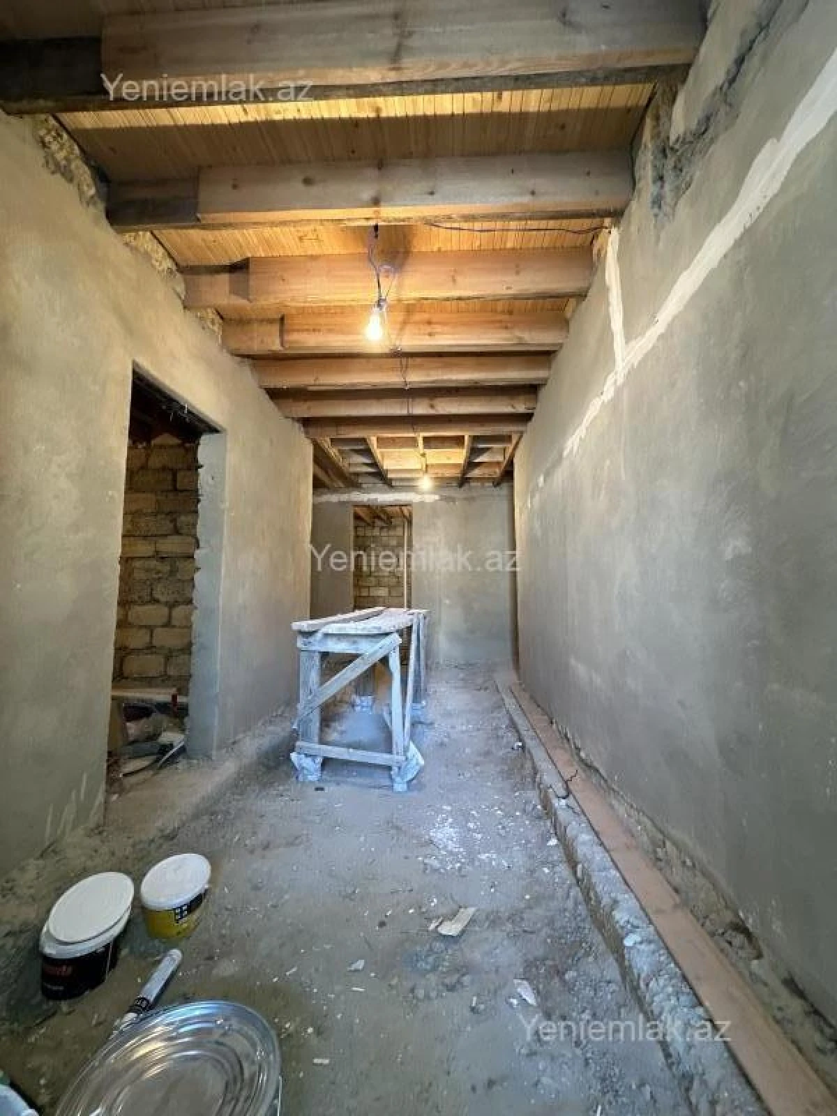 Satılır 4 otaqlı həyət evi 140 m²