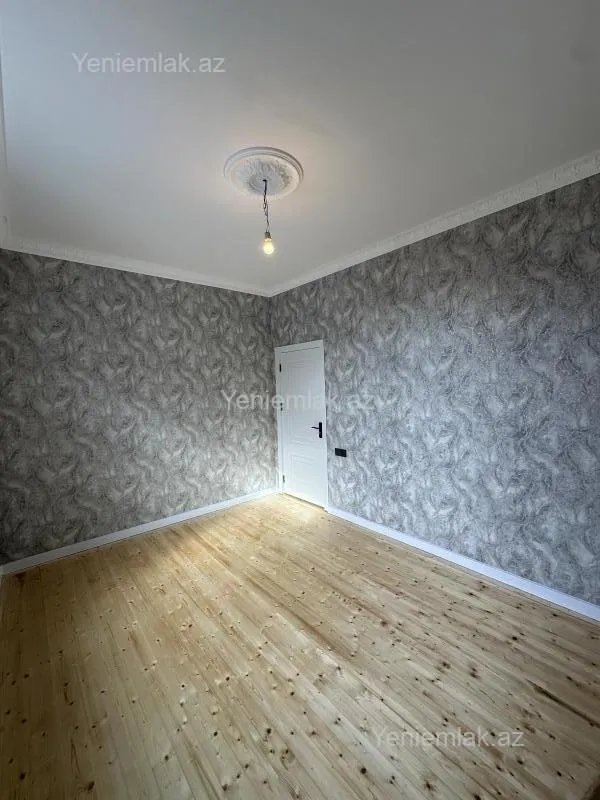 Satılır 4 otaqlı həyət evi 140 m²