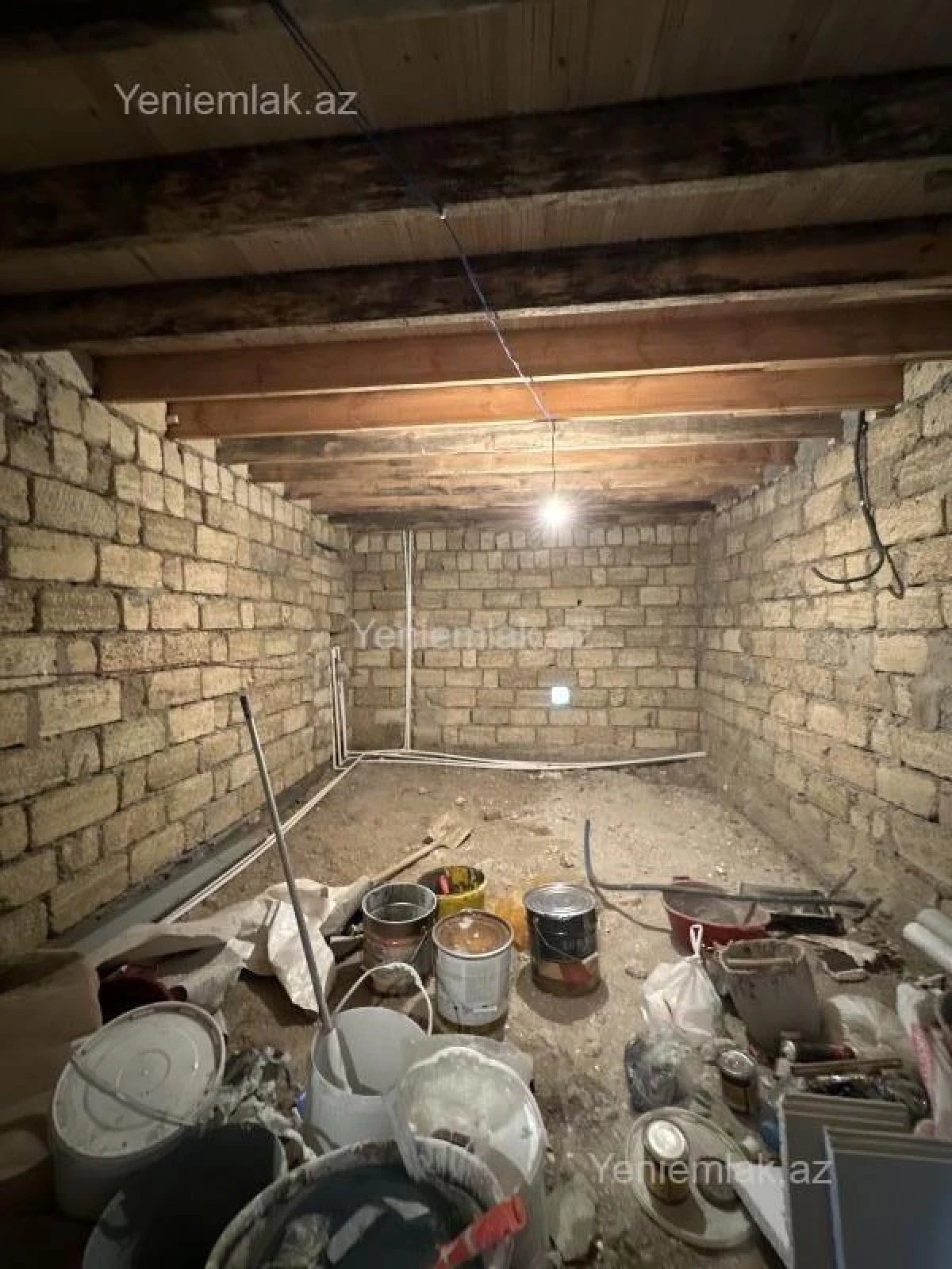 Satılır 4 otaqlı həyət evi 140 m²