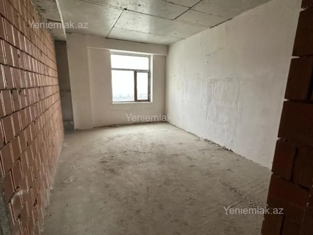 Satılır 4 otaqlı yeni tikili 170 m²