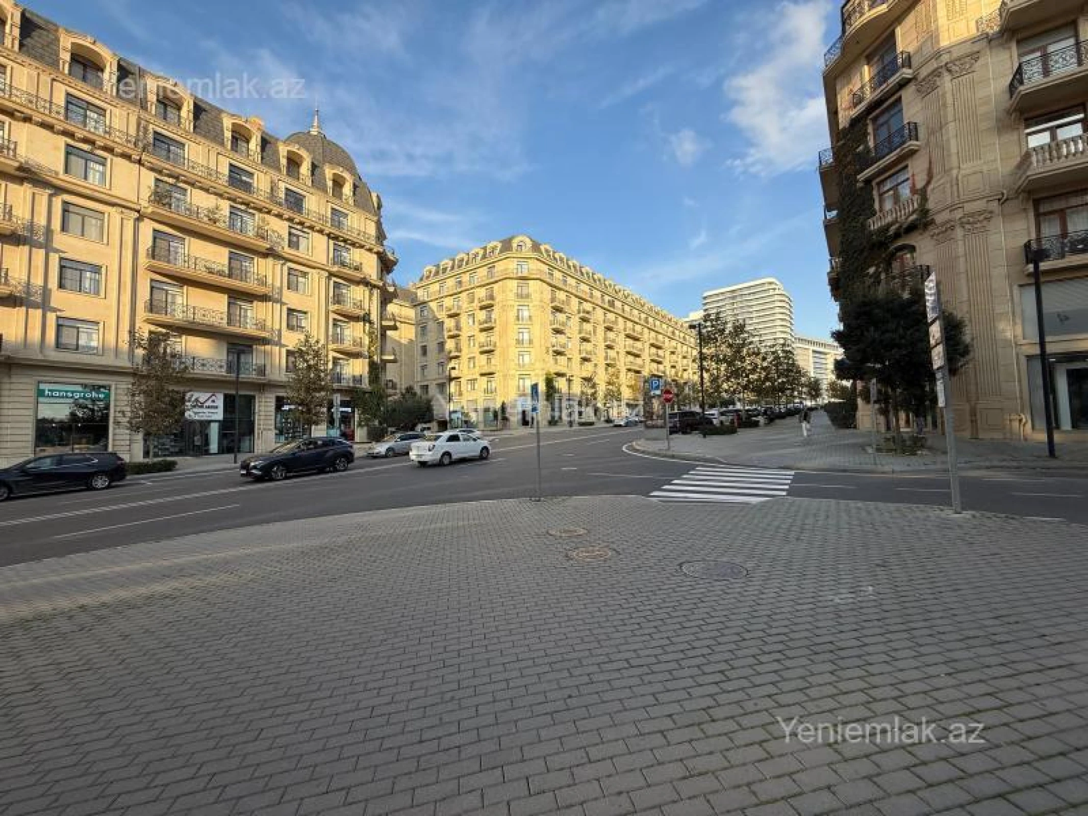 Satılır 4 otaqlı yeni tikili 170 m²