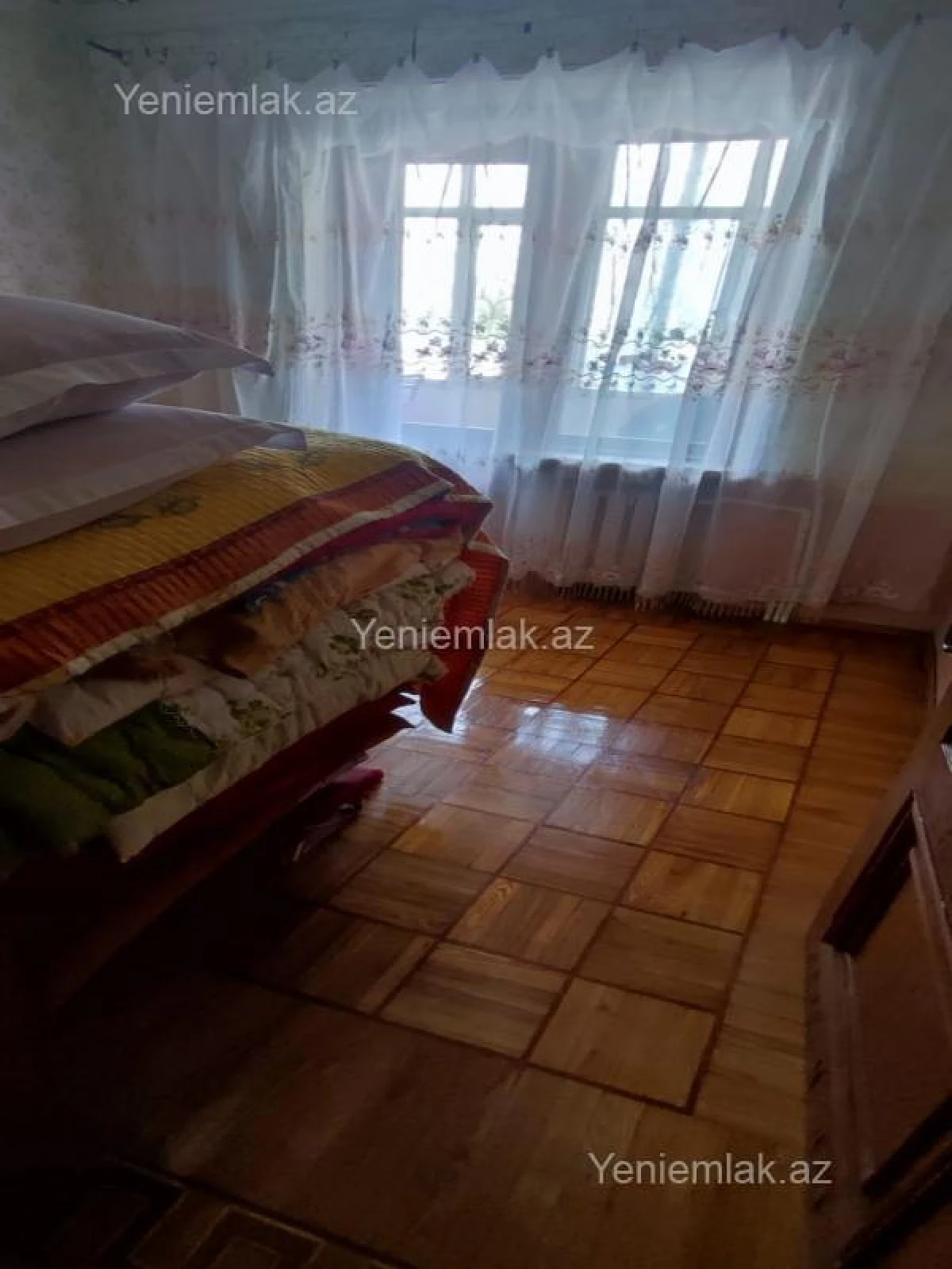 Satılır 4 otaqlı köhnə tikili 120 m²