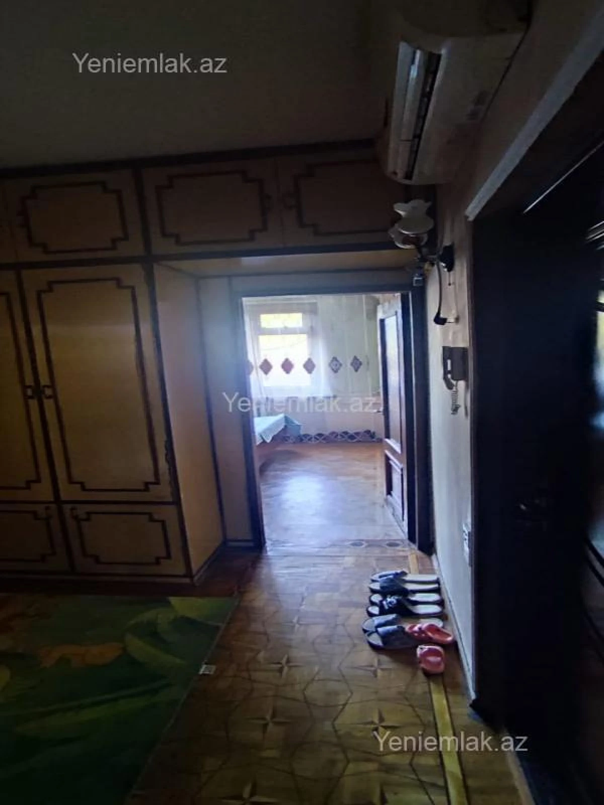 Satılır 4 otaqlı köhnə tikili 120 m²