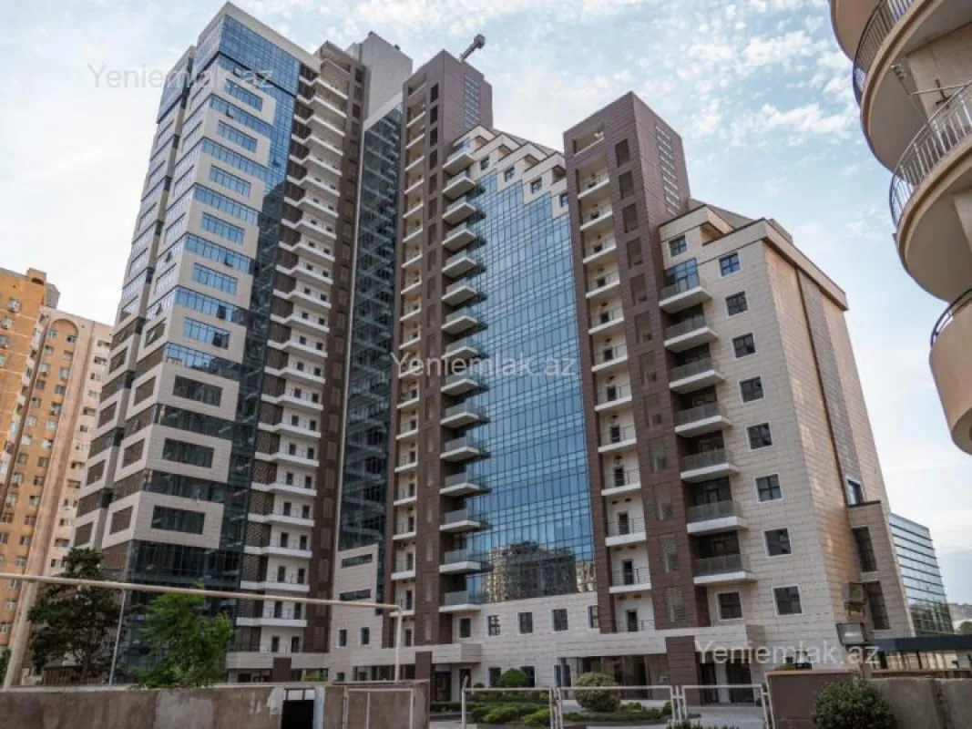 Satılır 3 otaqlı yeni tikili 100 m²