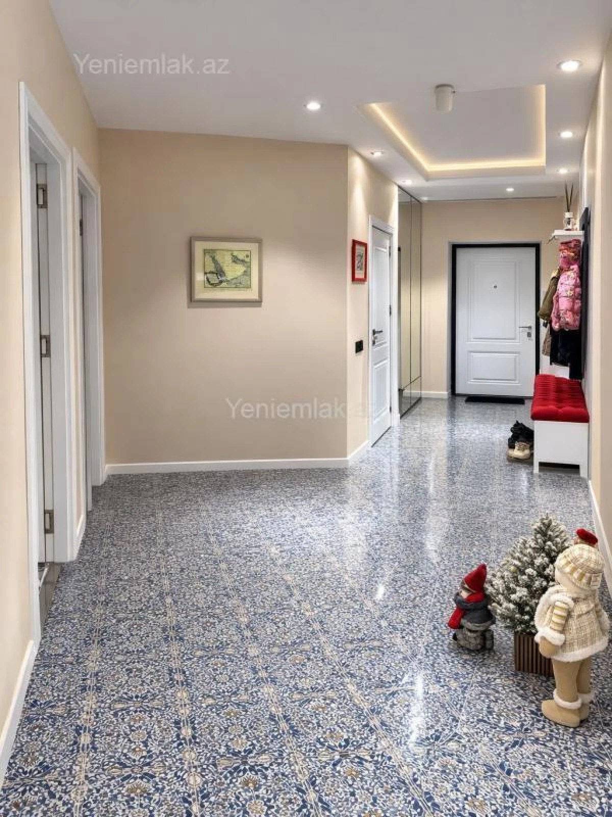 Satılır 4 otaqlı yeni tikili 135 m²