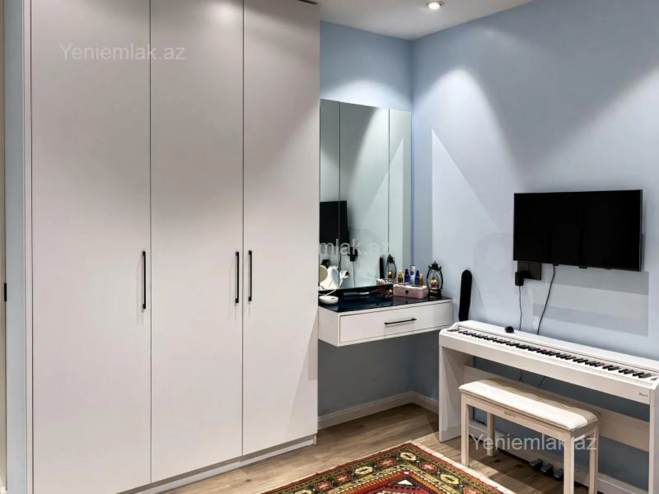 Satılır 4 otaqlı yeni tikili 135 m²