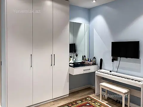 Satılır 4 otaqlı yeni tikili 135 m²
