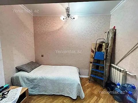 Satılır 3 otaqlı köhnə tikili 65 m²