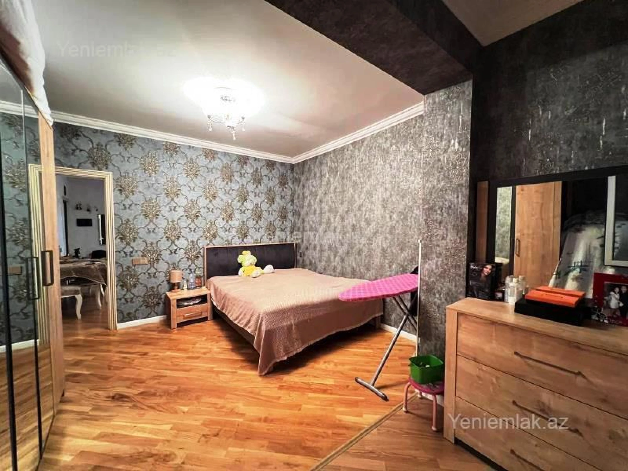 Satılır 3 otaqlı köhnə tikili 65 m²