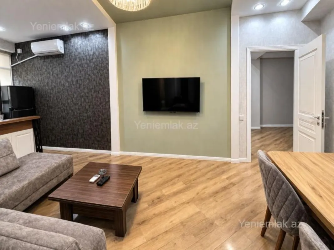 Satılır 3 otaqlı yeni tikili 85 m²