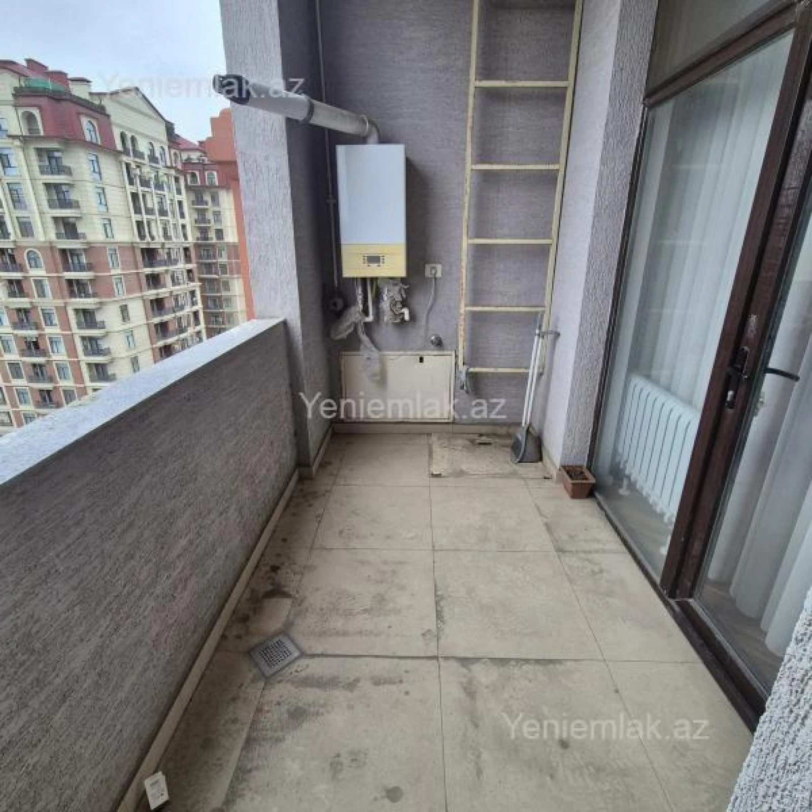 Satılır 2 otaqlı yeni tikili 70 m²