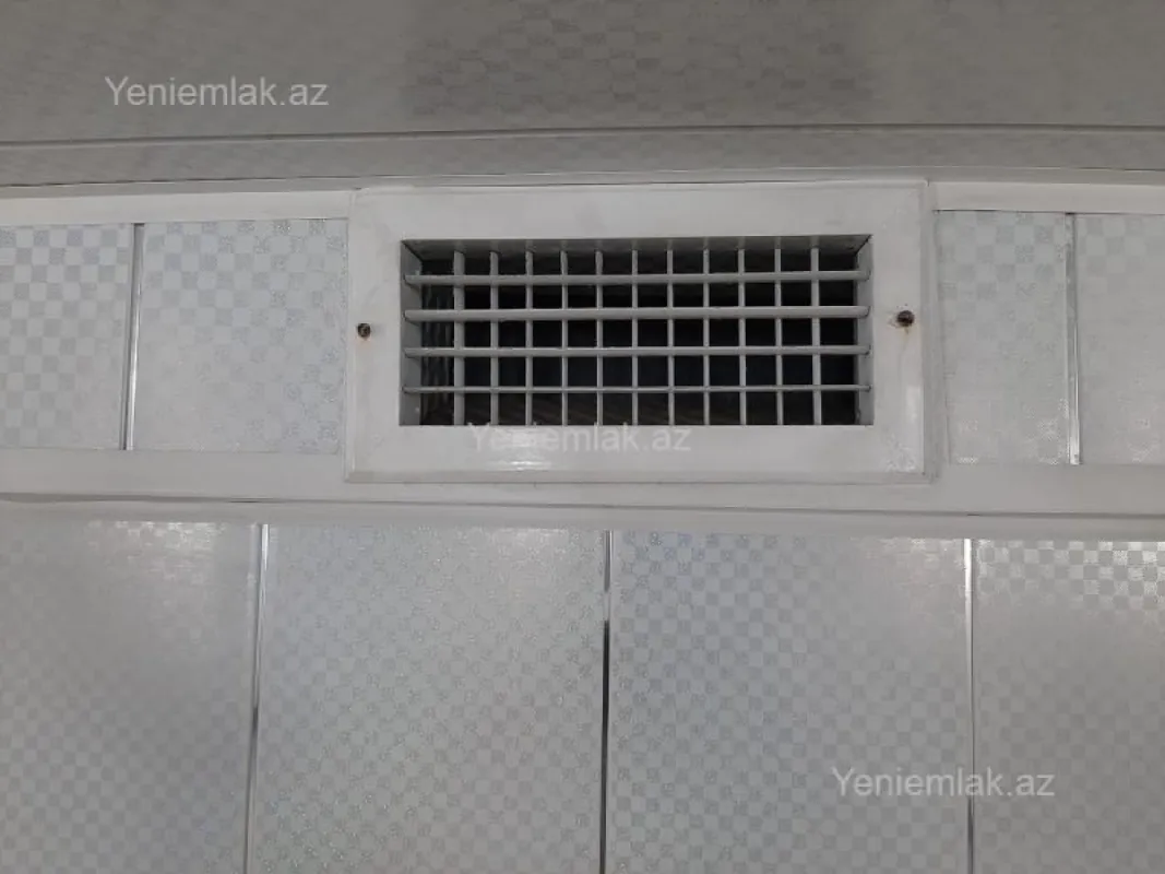 Satılır 3 otaqlı köhnə tikili 207 m²