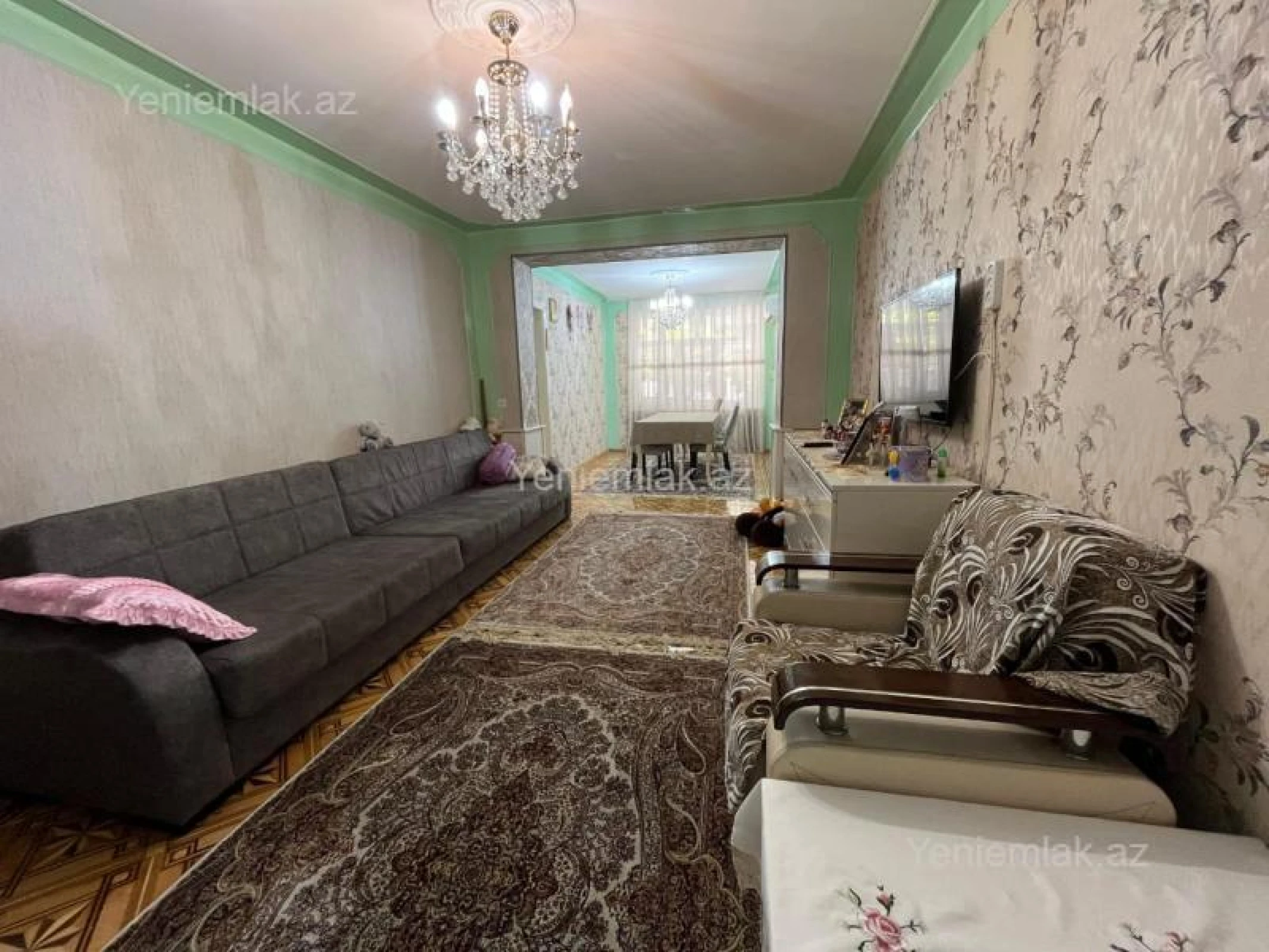 Satılır 3 otaqlı köhnə tikili 207 m²