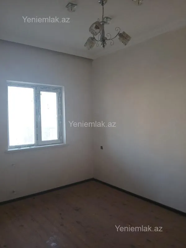 Satılır 3 otaqlı köhnə tikili 72 m²