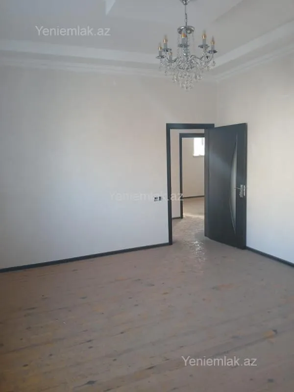 Satılır 3 otaqlı köhnə tikili 72 m²