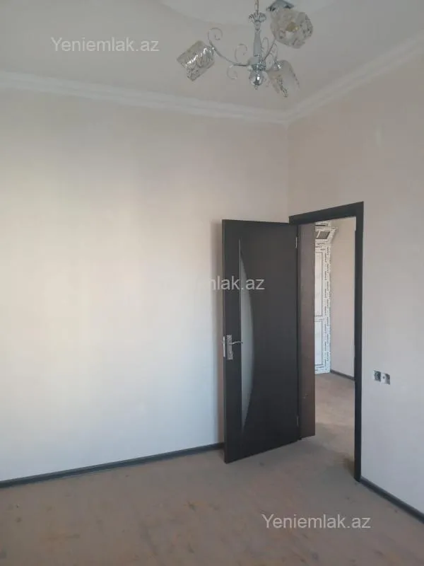 Satılır 3 otaqlı köhnə tikili 72 m²
