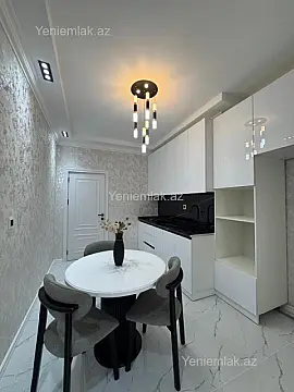 Satılır 2 otaqlı yeni tikili 85 m²