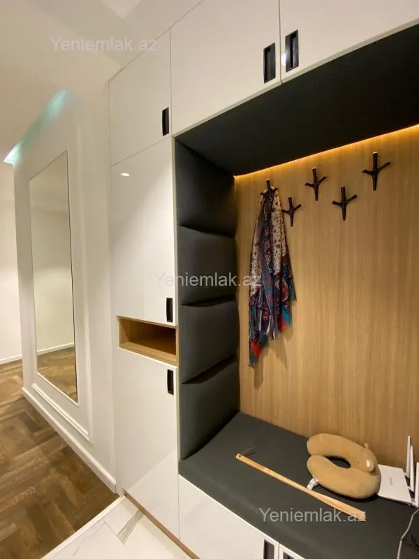 Satılır 3 otaqlı yeni tikili 120 m²