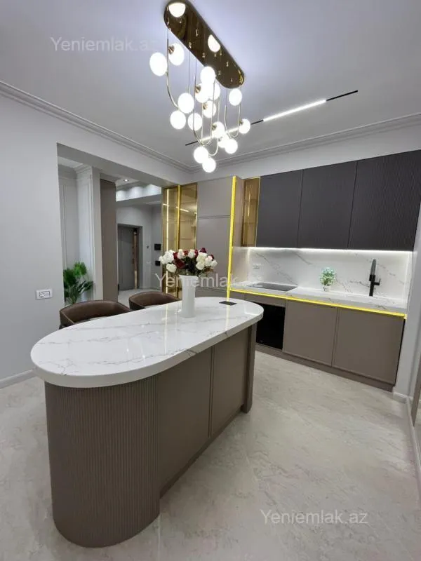 Satılır 3 otaqlı yeni tikili 97 m²