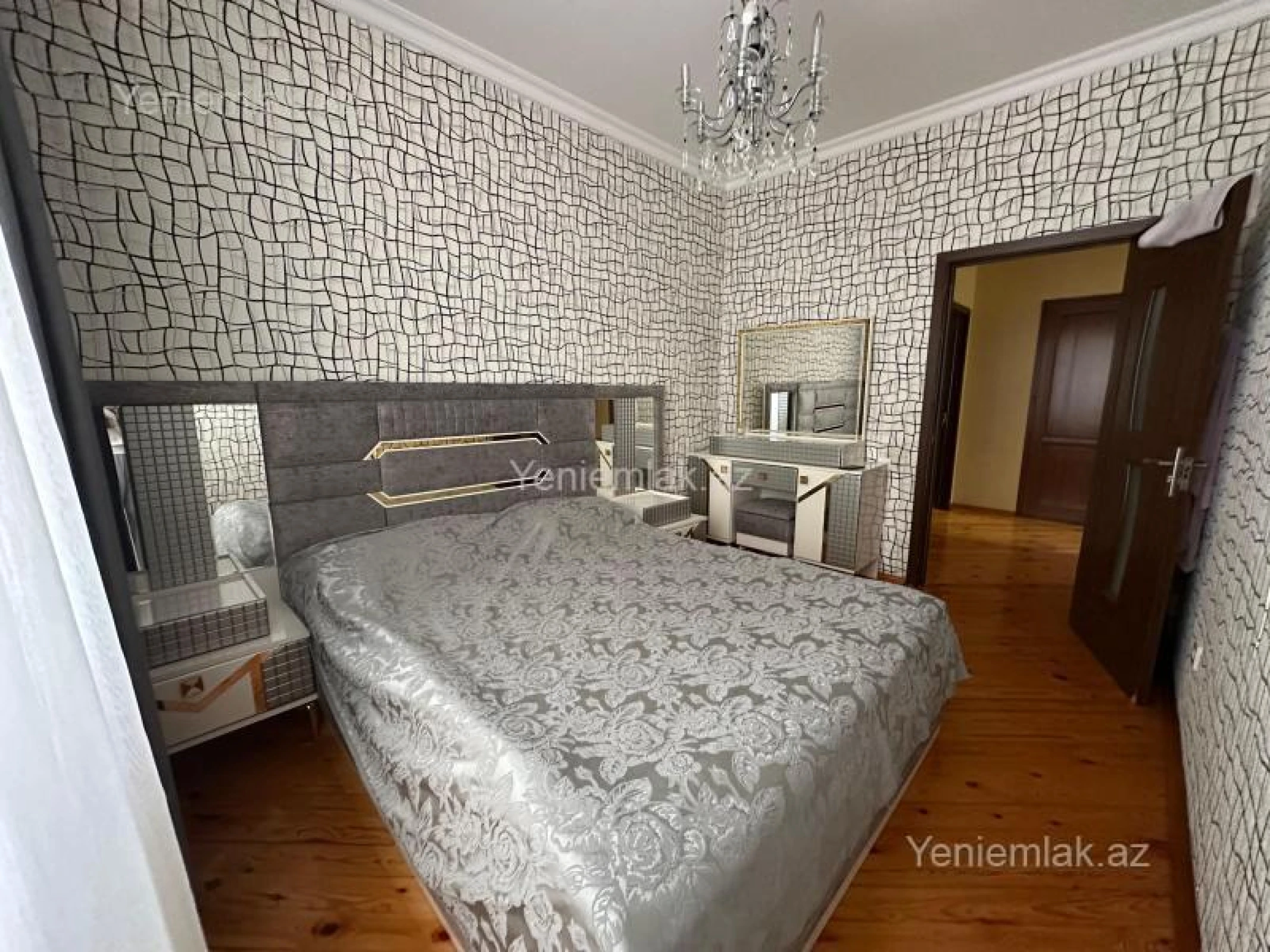 Satılır 3 otaqlı yeni tikili 105 m²